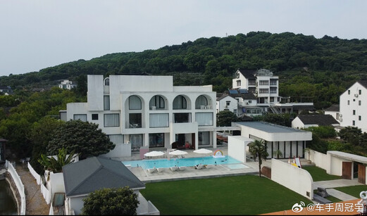 Media source: https://wx2.sinaimg.cn/large/005zYraQgy1hsox1svzshj30yd0k9wwp.jpg